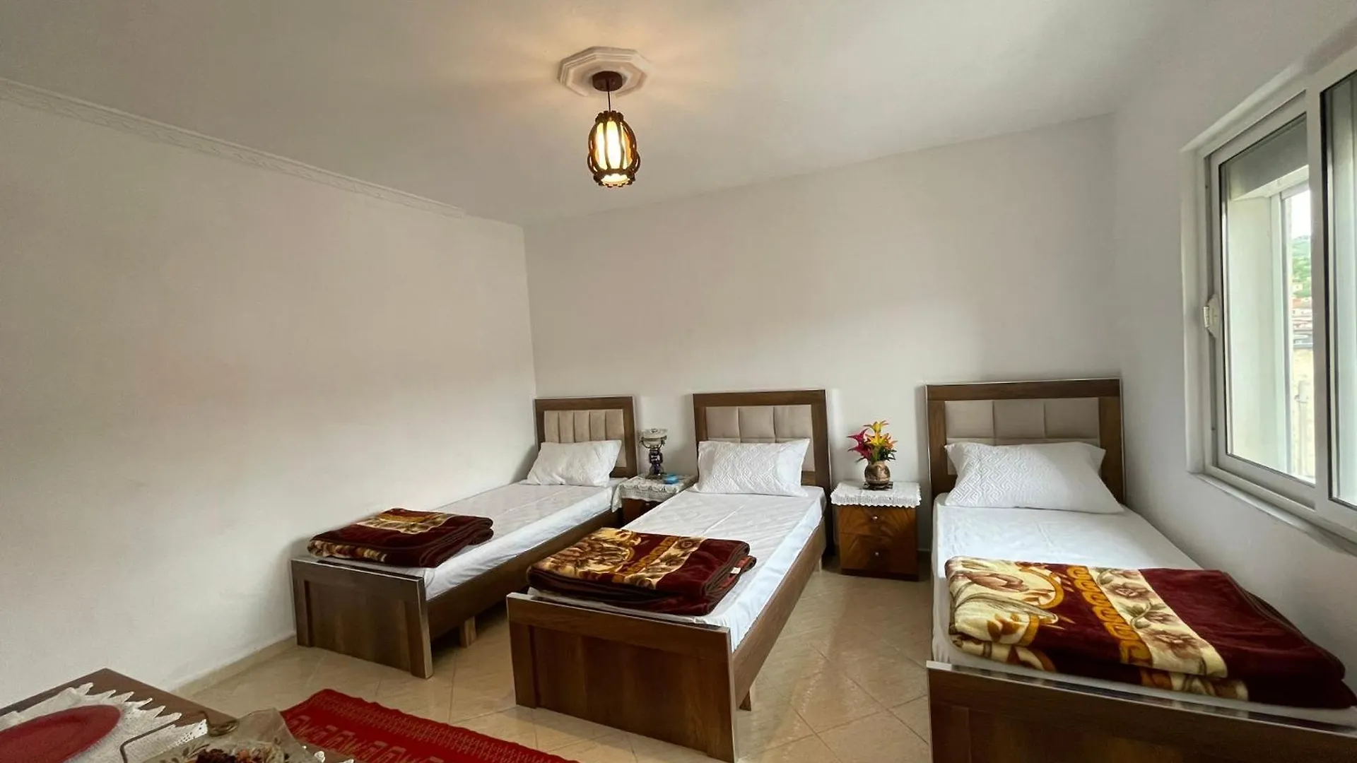 Johnny Apartment Μπεράτ 0*,  Αλβανία